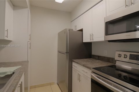 Condominio en venta en Davie, Florida, 1 dormitorio, 74.79 m2 № 1956798 - foto 7