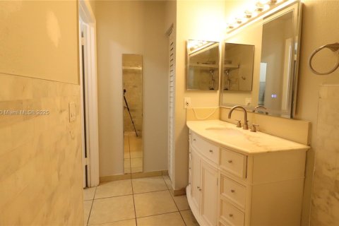 Condominio en venta en Davie, Florida, 1 dormitorio, 74.79 m2 № 1956798 - foto 13