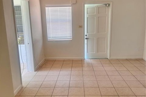 House in Port Charlotte, Florida 3 bedrooms, 102.19 sq.m. № 1894467 - photo 5