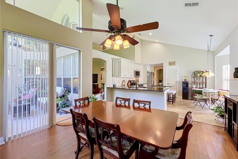 Villa ou maison à vendre à Orlando, Floride: 4 chambres, 220.09 m2 № 2416531 - photo 28
