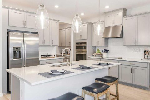 Casa en venta en Wesley Chapel, Florida, 4 dormitorios, 217.3 m2 № 1805590 - foto 6