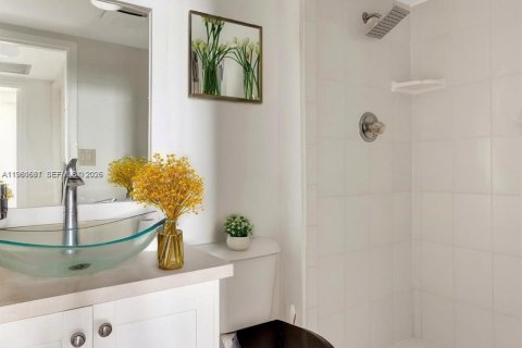 Copropriété à louer à Aventura, Floride: 2 chambres, 101.82 m2 № 2045533 - photo 16
