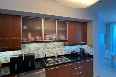 Copropriété à vendre à Hollywood, Floride: 2 chambres, 214.42 m2 № 2047813 - photo 12