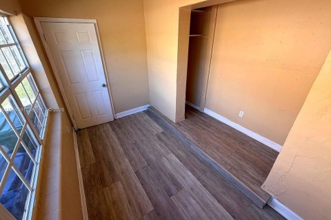 Villa ou maison à louer à Miami, Floride: 3 chambres, 139.35 m2 № 2029608 - photo 21