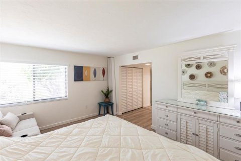 Copropriété à louer à Englewood, Floride: 2 chambres, 121.52 m2 № 2148953 - photo 18