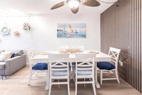 Copropriété à louer à Englewood, Floride: 2 chambres, 121.52 m2 № 2148953 - photo 14