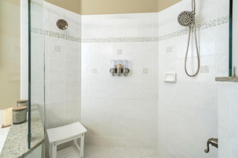 House in Miramar, Florida 4 bedrooms, 195.37 sq.m. № 2192192 - photo 18