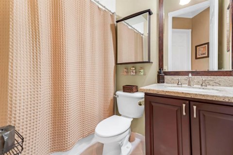 House in Miramar, Florida 4 bedrooms, 195.37 sq.m. № 2192192 - photo 14