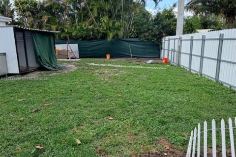 Casa en venta en North Miami Beach, Florida, 3 dormitorios, 98.1 m2 № 1993135 - foto 19