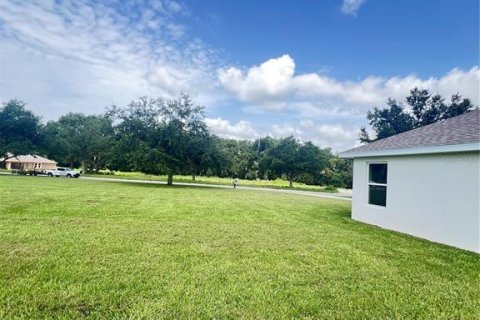 House in Dade City, Florida 4 bedrooms, 201.51 sq.m. № 2200534 - photo 4