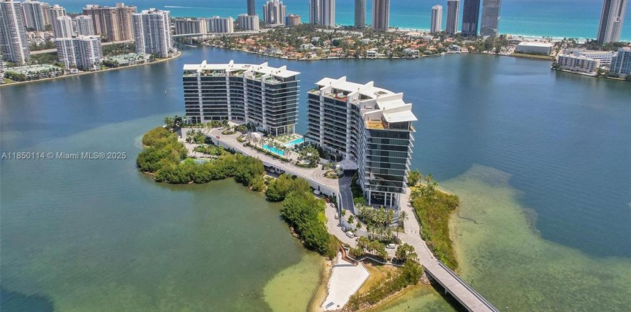 Condo in Aventura, Florida, 3 bedrooms  № 1963366