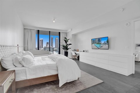 Condo in Aventura, Florida, 3 bedrooms  № 1963366 - photo 17