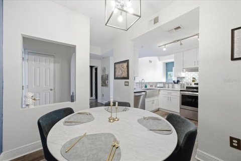 Condo in Tampa, Florida, 2 bedrooms № 2122216 - photo 20