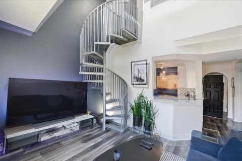Condo in Tampa, Florida, 2 bedrooms № 2122216 - photo 8