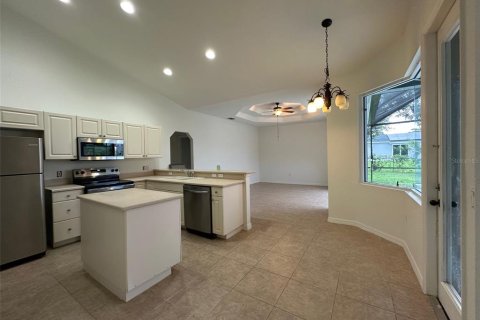 House in North Port, Florida 3 bedrooms, 168.9 sq.m. № 1883024 - photo 7