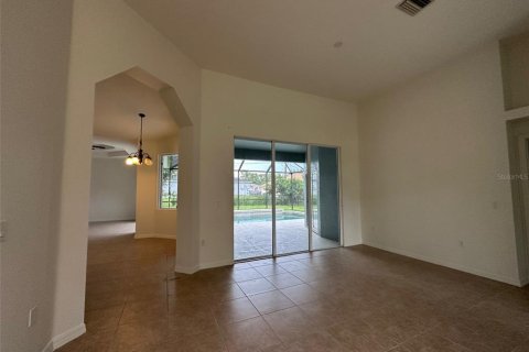 House in North Port, Florida 3 bedrooms, 168.9 sq.m. № 1883024 - photo 2