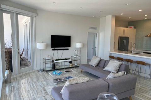Copropriété à louer à Miami Beach, Floride: 2 chambres, 138.42 m2 № 1812080 - photo 10