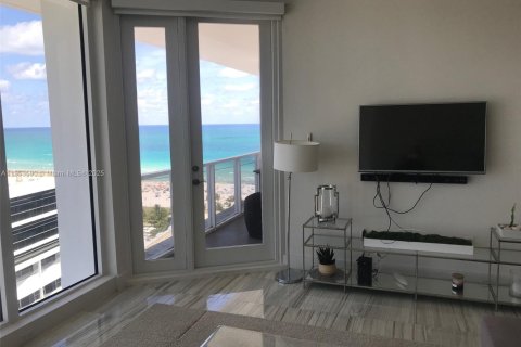 Copropriété à louer à Miami Beach, Floride: 2 chambres, 138.42 m2 № 1812080 - photo 17