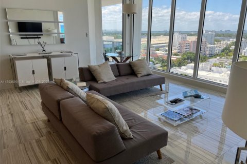 Copropriété à louer à Miami Beach, Floride: 2 chambres, 138.42 m2 № 1812080 - photo 9