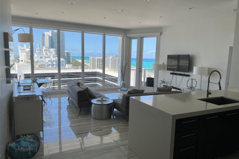 Copropriété à louer à Miami Beach, Floride: 2 chambres, 138.42 m2 № 1812080 - photo 1