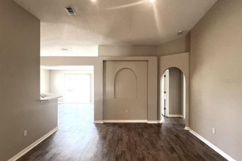 Casa en alquiler en Clermont, Florida, 4 dormitorios, 174.1 m2 № 2156542 - foto 6