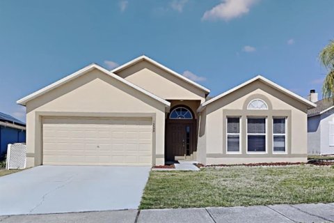 Casa en Clermont, Florida 4 dormitorios, 174.1 m2 № 2156542