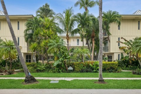 Condominio en venta en Key Biscayne, Florida, 1 dormitorio, 56.48 m2 № 1953498 - foto 3