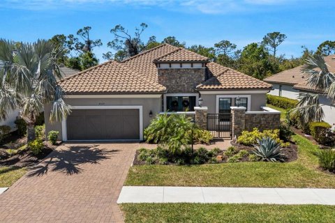 Casa en venta en Sarasota, Florida, 3 dormitorios, 278.15 m2 № 1590165 - foto 1