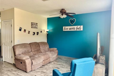 Touwnhouse à vendre à Orlando, Floride: 3 chambres, 134.89 m2 № 1817355 - photo 5
