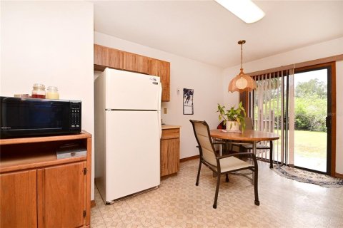 Duplex in New Smyrna Beach, Florida 2 bedrooms, 75.81 sq.m. № 1681281 - photo 6
