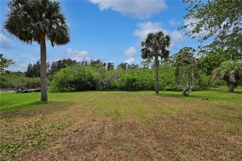 Duplex in New Smyrna Beach, Florida 2 bedrooms, 75.81 sq.m. № 1681281 - photo 17