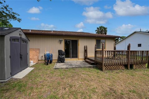 Duplex in New Smyrna Beach, Florida 2 bedrooms, 75.81 sq.m. № 1681281 - photo 18