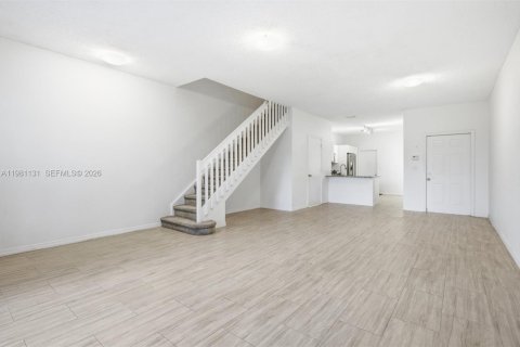 Adosado en venta en Weston, Florida, 3 dormitorios, 136.47 m2 № 2044337 - foto 14