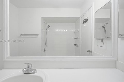 Adosado en venta en Weston, Florida, 3 dormitorios, 136.47 m2 № 2044337 - foto 27