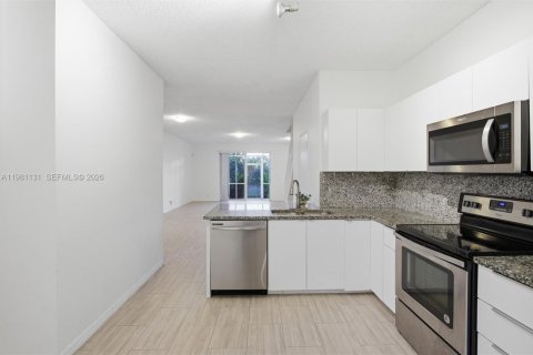 Adosado en venta en Weston, Florida, 3 dormitorios, 136.47 m2 № 2044337 - foto 18