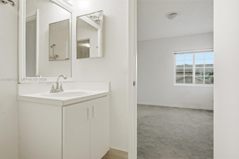 Adosado en venta en Weston, Florida, 3 dormitorios, 136.47 m2 № 2044337 - foto 30