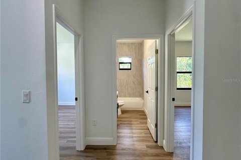 Villa ou maison à louer à North Port, Floride: 3 chambres, 152.82 m2 № 1743133 - photo 9