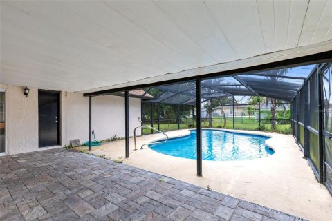 Villa ou maison à vendre à Kissimmee, Floride: 3 chambres, 170.38 m2 № 2289522 - photo 15