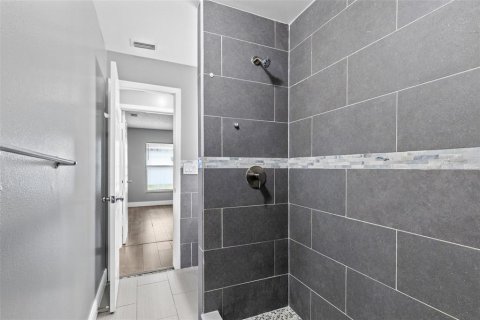 Villa ou maison à vendre à Kissimmee, Floride: 3 chambres, 170.38 m2 № 2289522 - photo 23