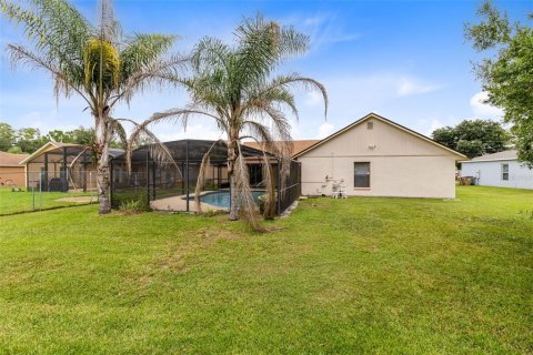 Villa ou maison à vendre à Kissimmee, Floride: 3 chambres, 170.38 m2 № 2289522 - photo 27