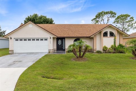 Villa ou maison à Kissimmee, Floride 3 chambres, 170.38 m2 № 2289522