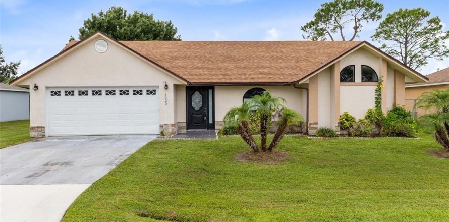 Villa ou maison à Kissimmee, Floride 3 chambres, 170.38 m2 № 2289522