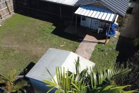 House in Miami, Florida 3 bedrooms, 143.35 sq.m. № 2363508 - photo 16