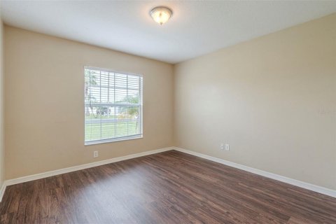 House in Apollo Beach, Florida 3 bedrooms, 147.25 sq.m. № 1901511 - photo 19