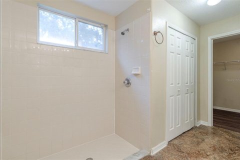 House in Apollo Beach, Florida 3 bedrooms, 147.25 sq.m. № 1901511 - photo 24