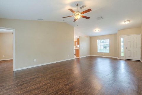 House in Apollo Beach, Florida 3 bedrooms, 147.25 sq.m. № 1901511 - photo 5