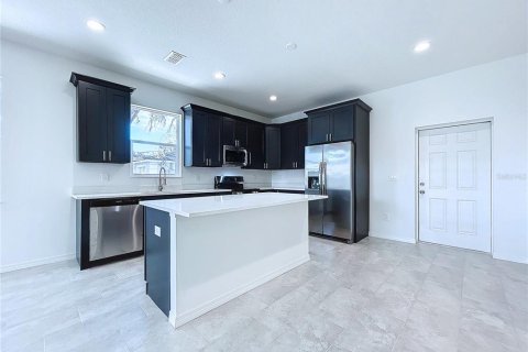 House in Tampa, Florida 3 bedrooms, 151.62 sq.m. № 1367650 - photo 17