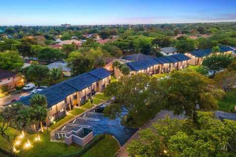 Adosado en alquiler en Coral Springs, Florida, 3 dormitorios, 153.29 m2 № 2085892 - foto 15