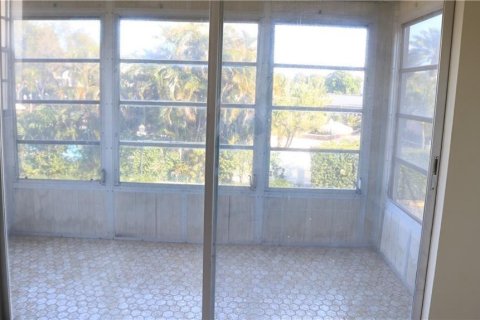 Condo in Plantation, Florida, 1 bedroom  № 2261232 - photo 14