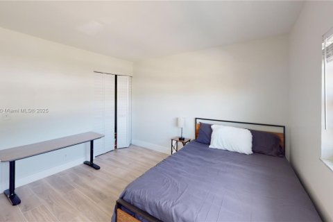 Touwnhouse à vendre à Davie, Floride: 3 chambres, 151.43 m2 № 1946951 - photo 8